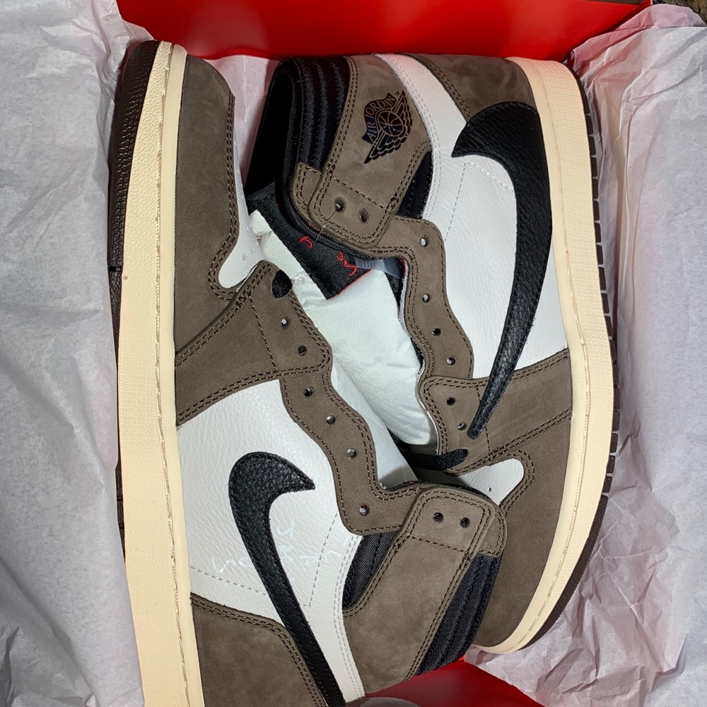 travis scott air jordan 1